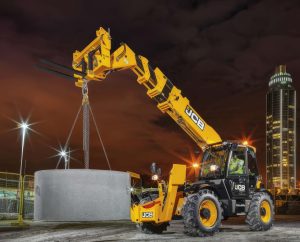 How much weight can a Telehandler lift?